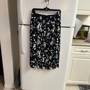 J Crew Black and White Pleated Skirt